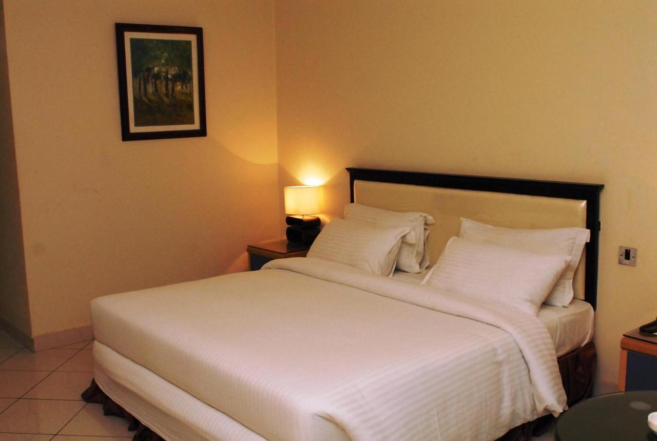 Golden Royale Hotel Enugu Exterior photo