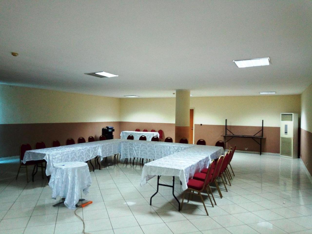 Golden Royale Hotel Enugu Exterior photo