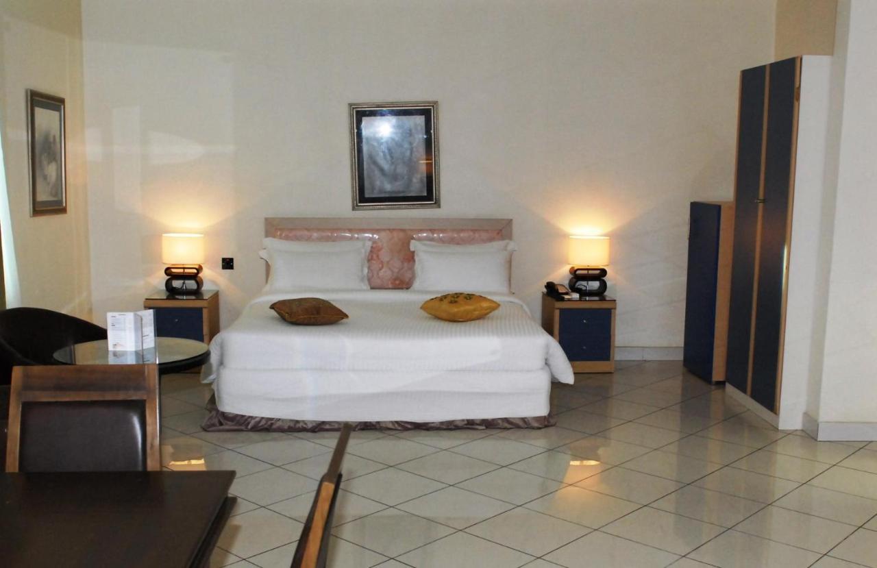 Golden Royale Hotel Enugu Exterior photo