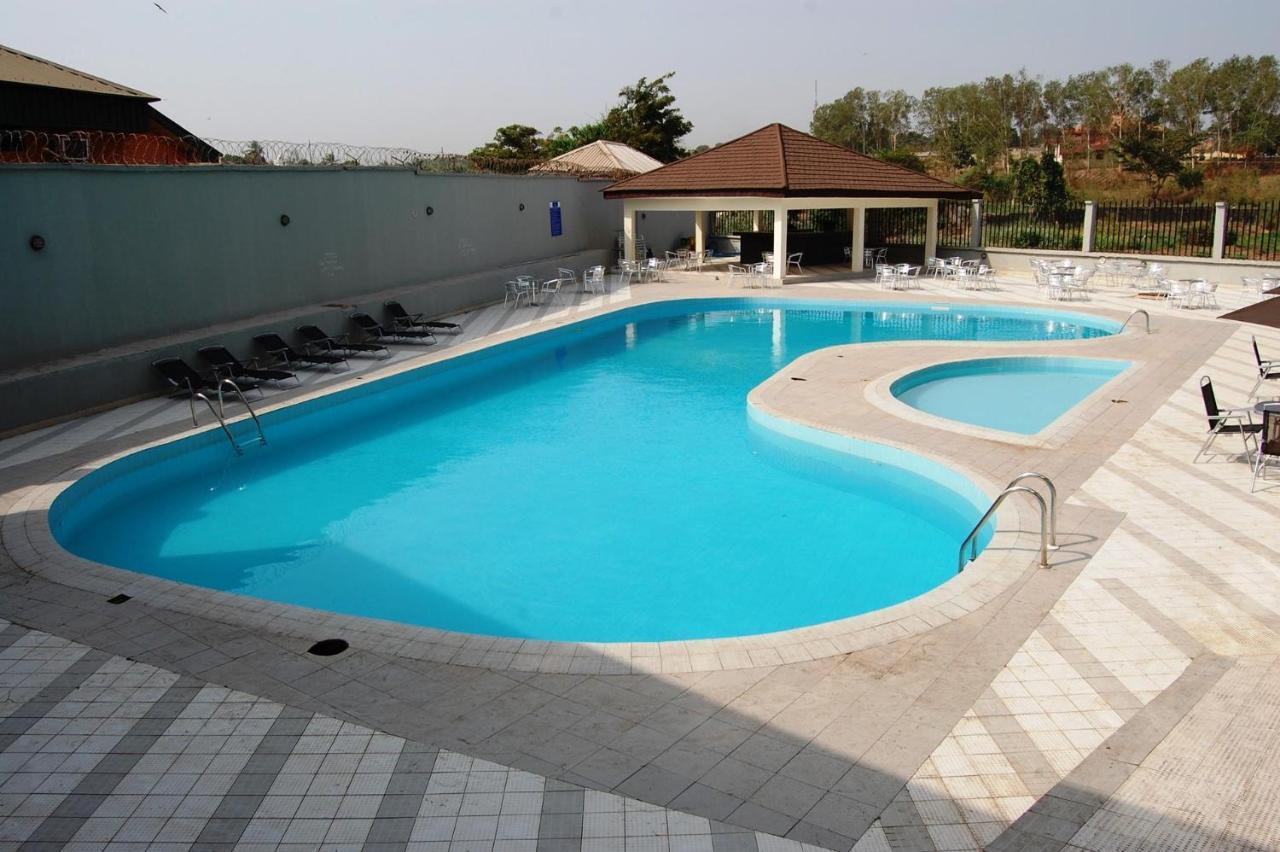 Golden Royale Hotel Enugu Exterior photo