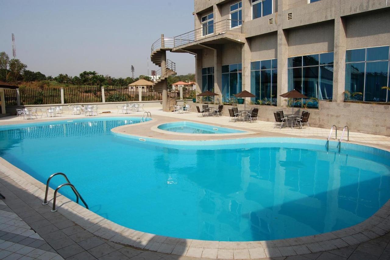 Golden Royale Hotel Enugu Exterior photo